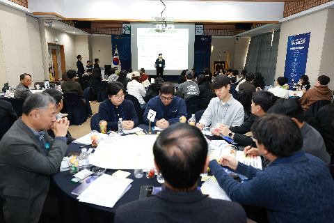 100인 원탁토론회 (12).JPG