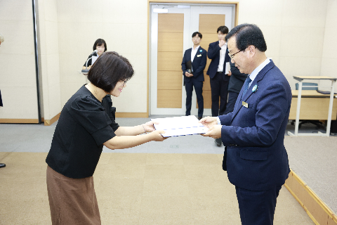 하반기 사령교부 6급이상 (214).JPG