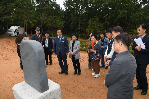 만가리 시비 제막식 (44).JPG