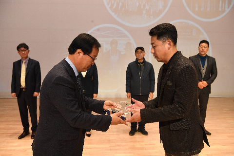 직원월례회 (31).JPG