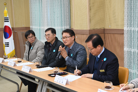 국가유공자 감사의 한방차 전달식 (11).JPG