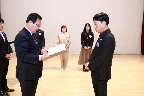 종무식 및 문성철 부군수 이임식 (10).JPG