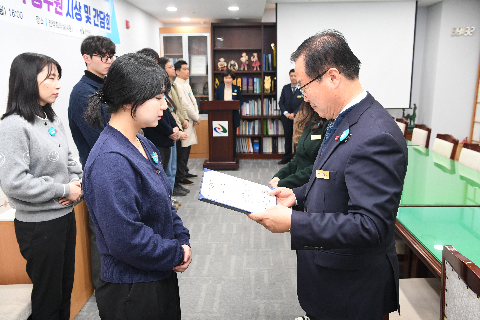민원처리 단축 우수공무원 표창장 수여식 (6).JPG