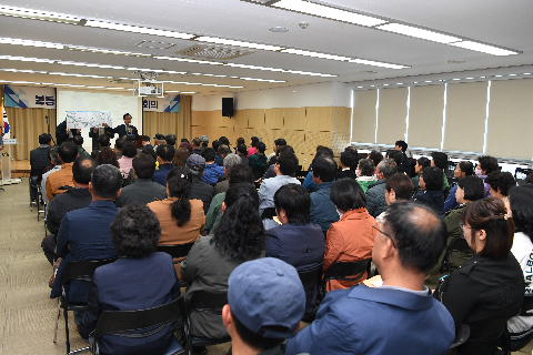 봉동읍 이장·부녀회장 연석회의 (22).JPG