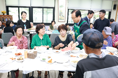 경천면 어르신 삼계탕데이 (3).JPG