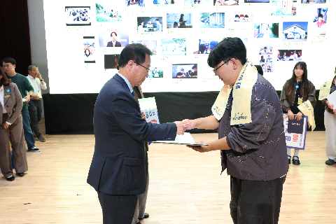 완주아동권리영화제 시상식 (68).JPG