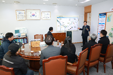 완주공공급식지원센터 이웃돕기 성금 전달식 (4).JPG