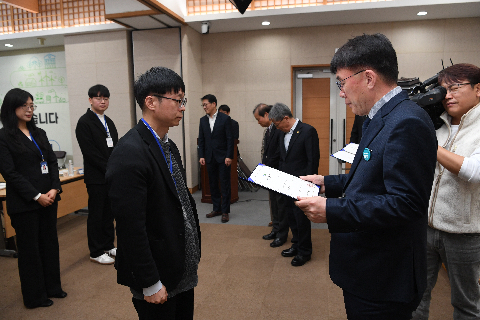 시설관리공단 직원 임명식 (11).JPG
