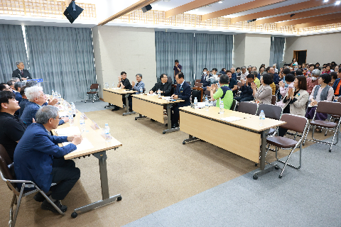 천주교 신앙공동체 심포지엄 (49).JPG