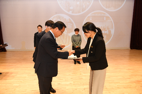직원월례회 (13).JPG