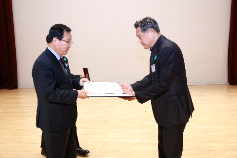 종무식 및 문성철 부군수 이임식 (2).JPG