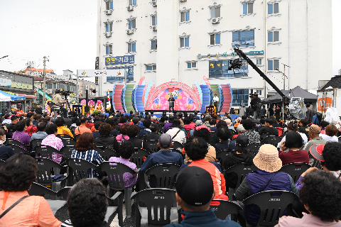 봉동생강골시장 시장가요제 (10).JPG