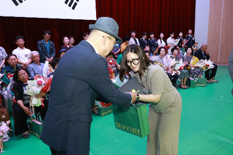 효도대상 시상 및 어르신 위안행사 (117).JPG