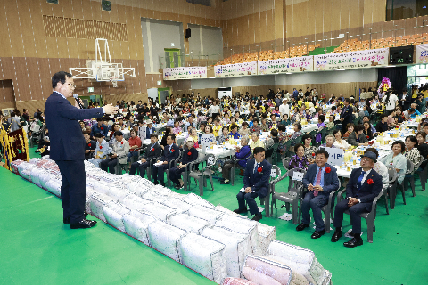 효도대상 시상 및 어르신 위안행사 (142).JPG