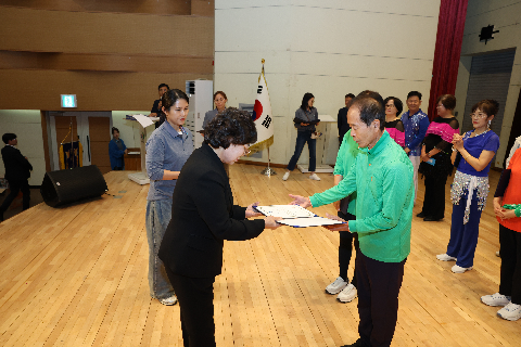 완주체육회장배 건강체조 경연대회 (71).JPG