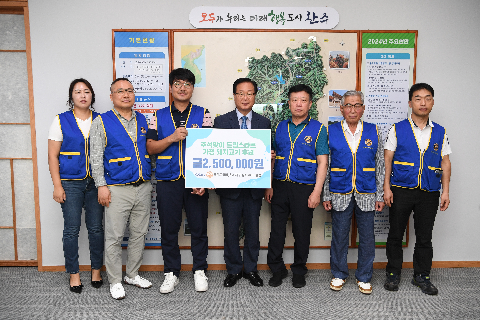 삼례로타리클럽 취약계층 아동가정 후원물품 전달식 (1).JPG