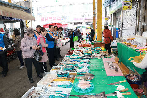설맞이 봉동시장 장보기 행사 (24).JPG