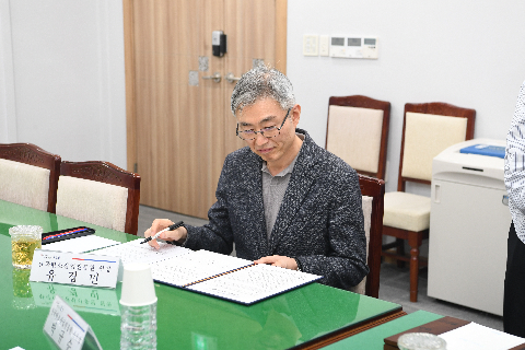 한국탄소산업진흥원 업무협약 (15).JPG