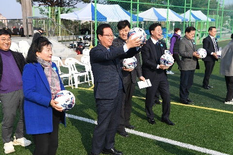 25년 완주군수배 한마음 여성 축구대회 (35).JPG