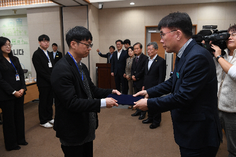 시설관리공단 직원 임명식 (12).JPG