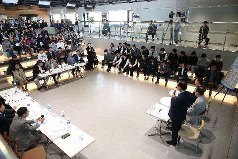 『수소의 날』수소산업 육성을 위한 비전 선포식 (28).JPG