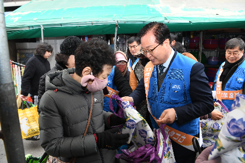 설맞이 전통시장 장보기행사 (14).JPG