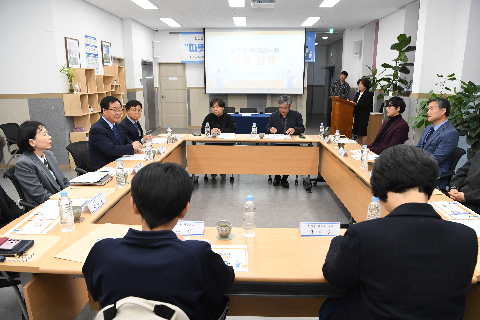 완주형 먹거리돌봄 따뜻한끼 업무협약식 (1).JPG