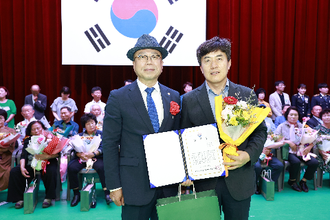 효도대상 시상 및 어르신 위안행사 (108).JPG