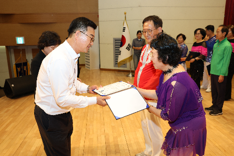 완주체육회장배 건강체조 경연대회 (88).JPG