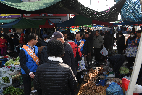 설맞이 삼례 전통시장 장보기 행사 (15).JPG