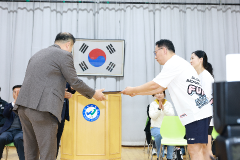 제9회 완주로컬푸드배 전국 배드민턴대회 (20).JPG