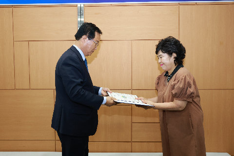 완주인재육성재단 임시이사회 (4).JPG