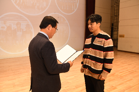 직원월례회 (23).JPG