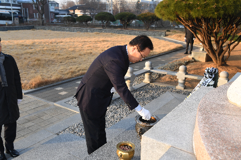 새해 충혼탑 참배 (7).JPG