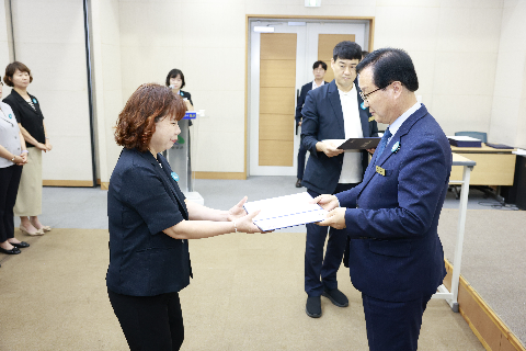 하반기 사령교부 6급이상 (26).JPG