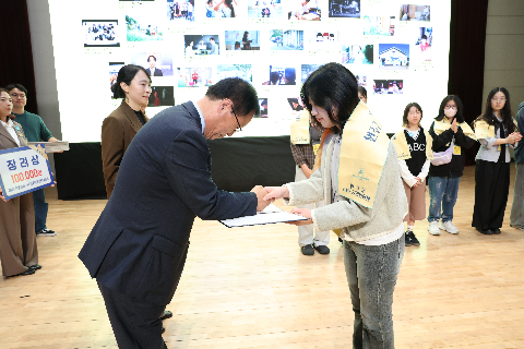 완주아동권리영화제 시상식 (18).JPG