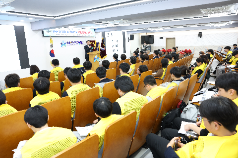 제1회 완주만경강 마라톤대회 자원봉사단 발대식 (13).JPG