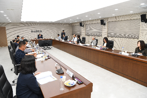 완주군 인재육성재단 이사회 (1).JPG