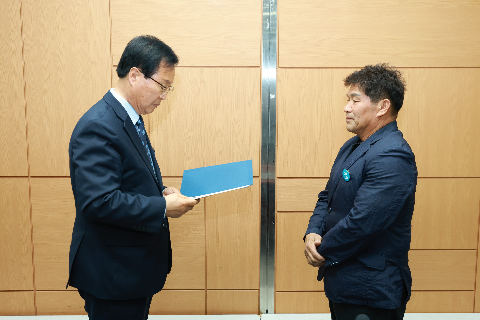 완주군민의날 행사 추진위원회 위촉식 (18).JPG