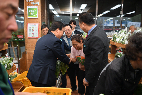 용진농협 직매장 개장13주년 기념행사 (25).JPG