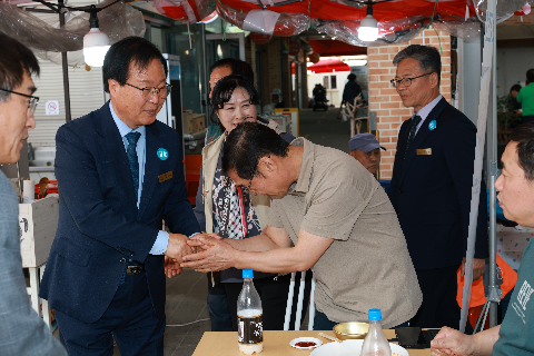 삼례시장 와글와글 시장가요제 (2).JPG