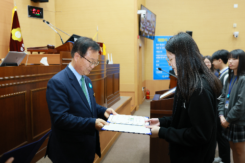 완주군 어린이·청소년의회 개원식 (57).JPG