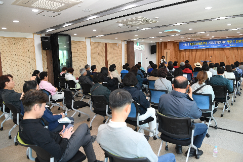 충남 아산시학교 교(원)장 완주군 방문 (1).JPG