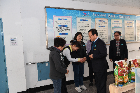 설맞이 군부대 및 사회복지시설 방문 (21).JPG