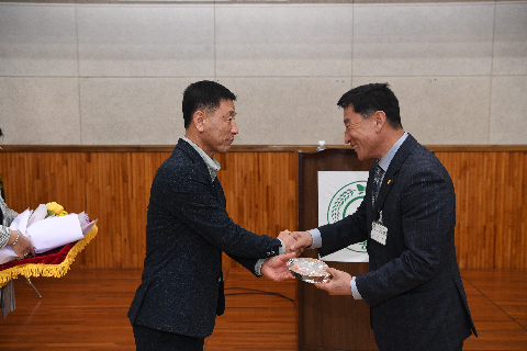후계농업경영인 완주군연합회장 이·취임식 (18).JPG