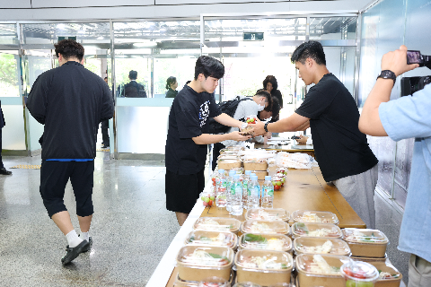 우석대학교 천원의 아침밥 행사 (49).JPG