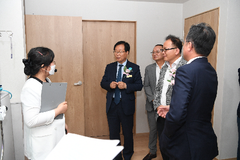 완주요양병원 인공신장실 개소식 (31).JPG
