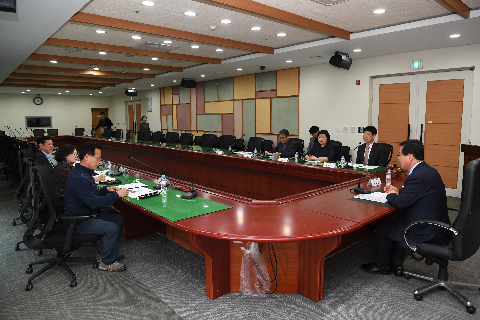 완주군 신문화공간 운영위원회 (14).JPG