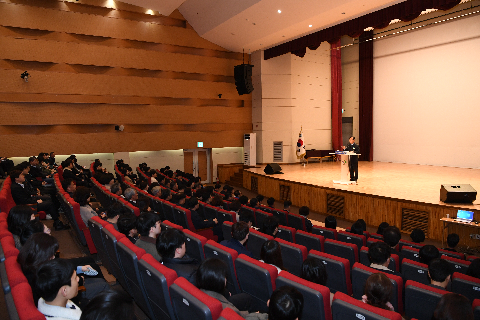 직원월례회 (58).JPG