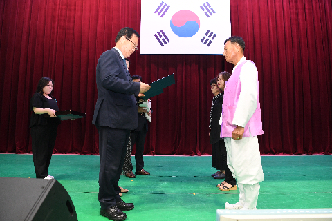 삼례읍 어르신 문화공연및 나눔행사 (7).JPG